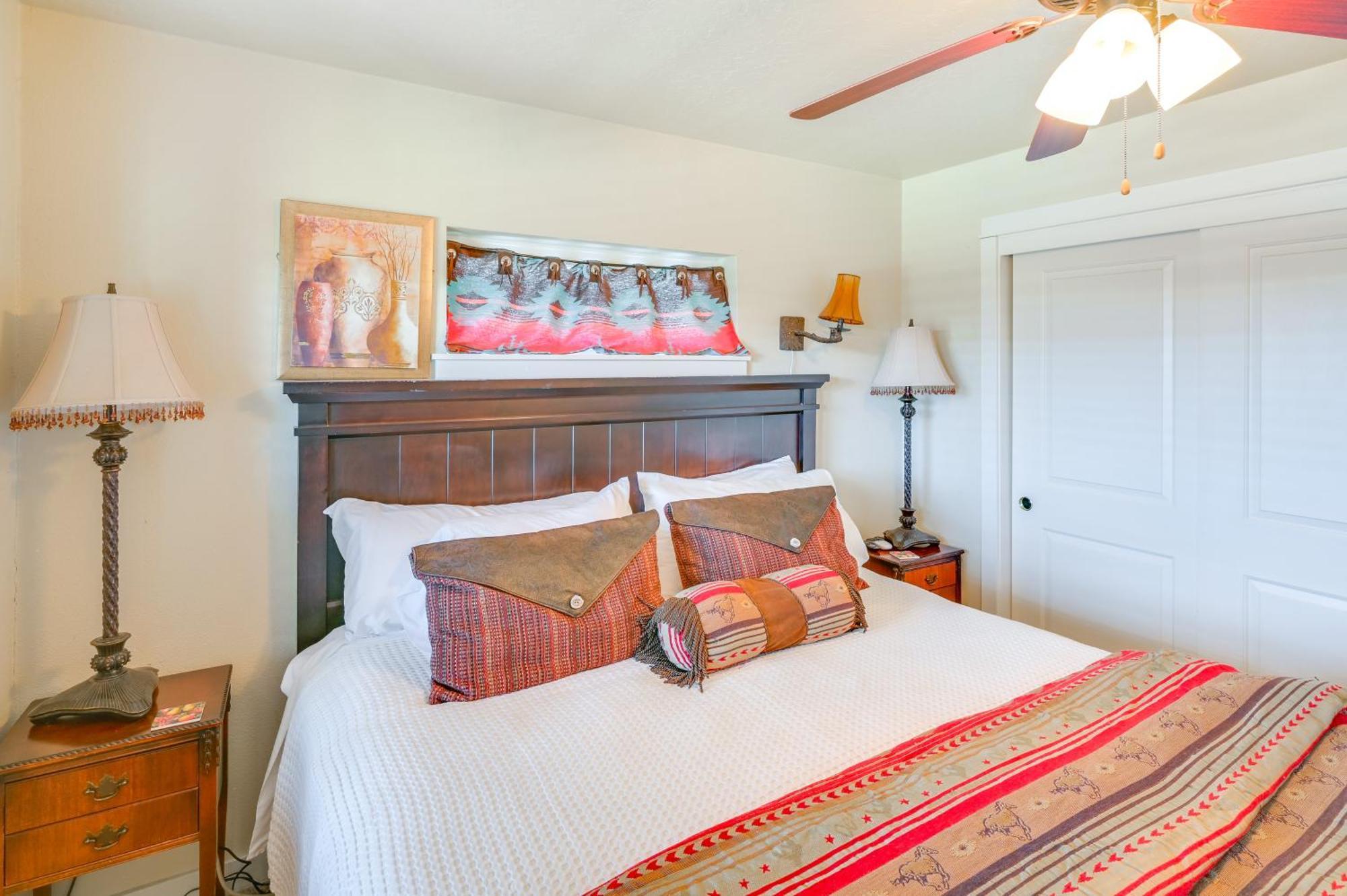 Ennis Vacation Rental With Balcony Walk To Downtown 외부 사진